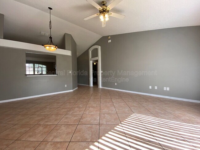 Photo - 13820 Eagleridge Ct
