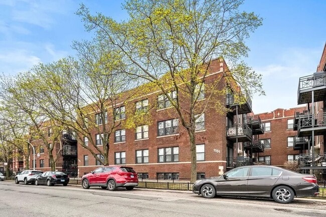 Building Photo - 1151 W Grace St Unit 3N Rental