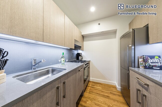 Photo - 101 W 15th St Unit SI FL5-ID19