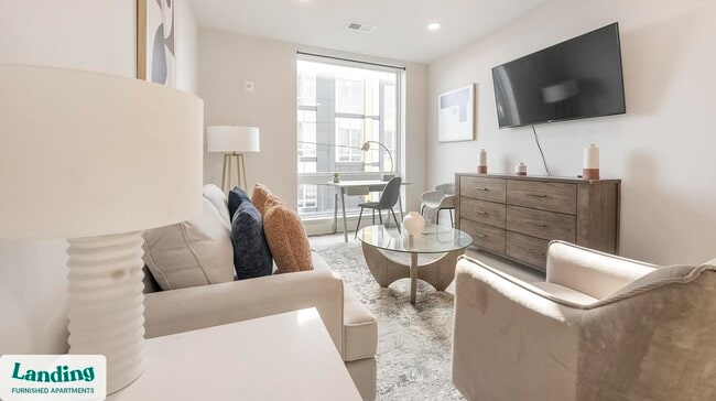 Photo - 1010 17th St NE Unit 7.1405762