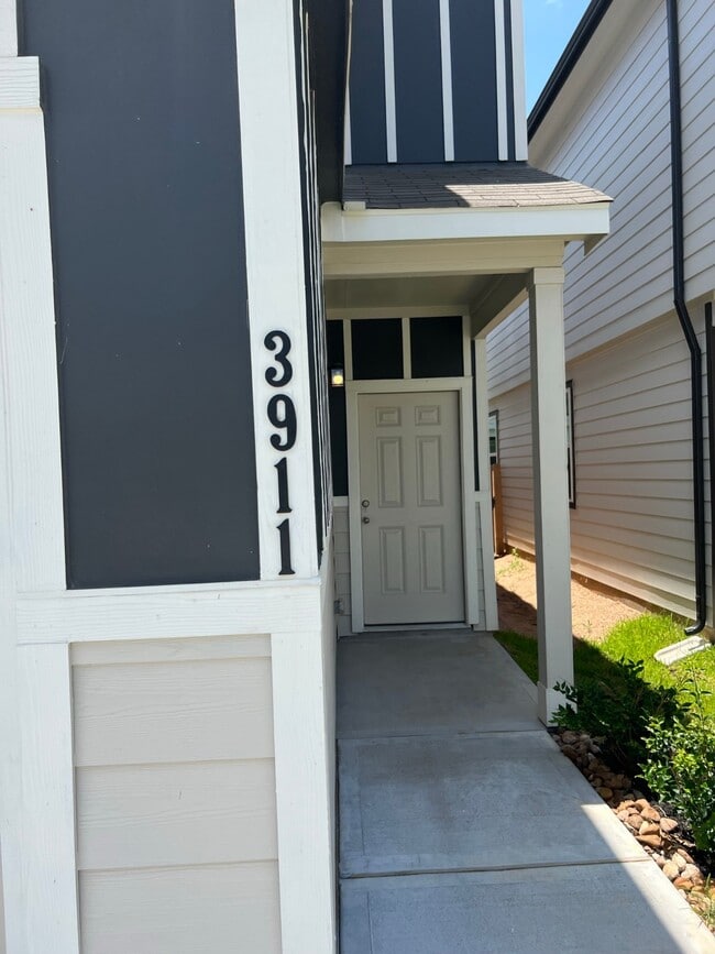 Photo - 3911 Faletti Dr