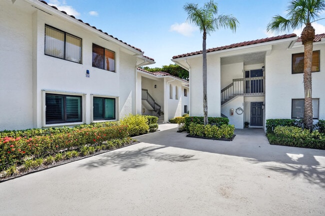 Photo - 65 Pelican Pointe Dr Unidad 2030