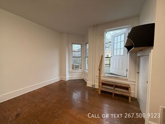 Photo - 211 S 45th St Unit 2