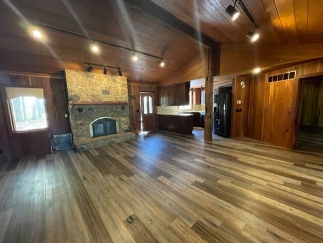 Must See House on Harrison Hills Golf Course!!