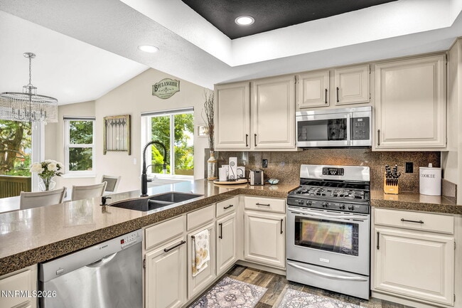 Photo - 6080 Torrington Dr