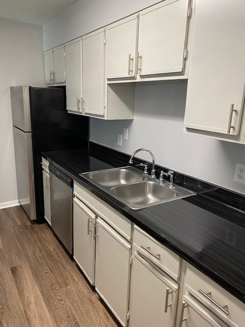 Falcon Pointe Apartments