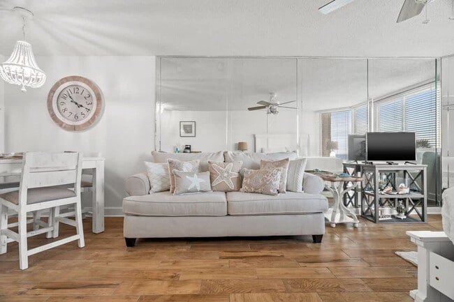 Photo - 8817 S Thomas Dr Unit SI FL2-ID1355009P