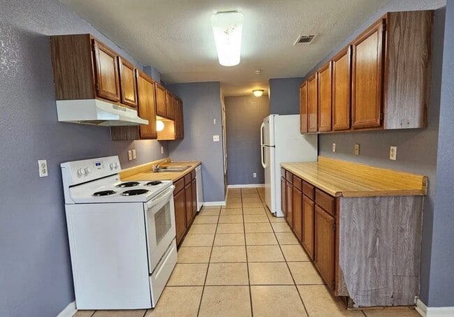 Photo - 506 Alpine St Unit C