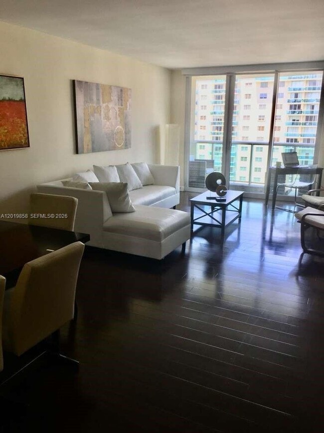 Building Photo - 19380 Collins Ave Unit 1211