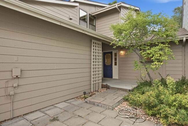 1016 Sailors Reef