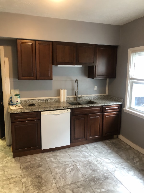 Building Photo - 1299 Warren Rd Rental