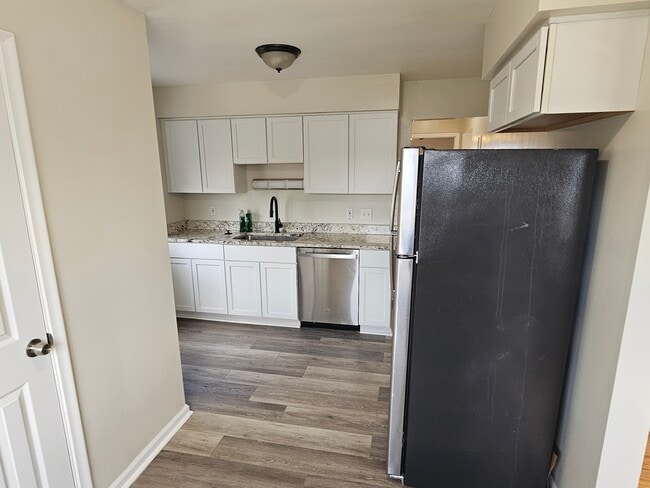 Kitchen_photo_1 - 17780 Marquette St