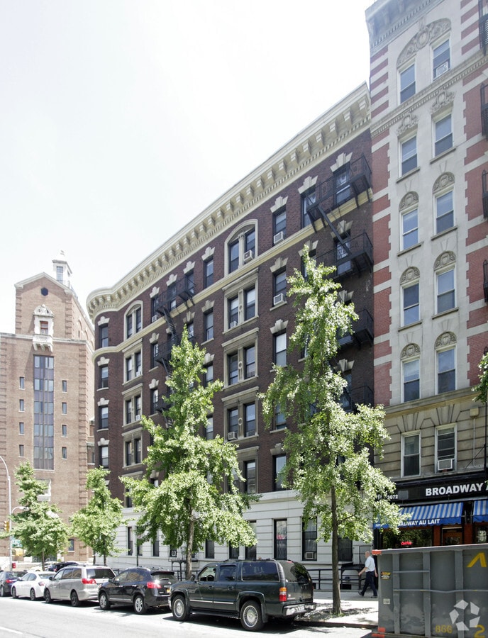 Photo - Castle Court