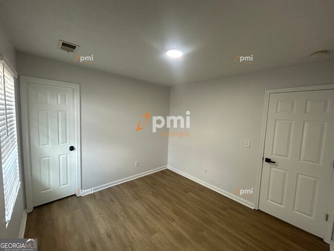 Photo - 304 Klinetop Dr