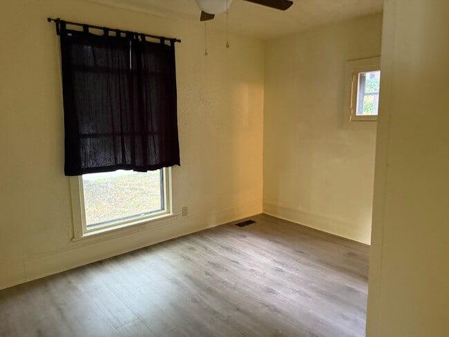 Photo - 102 S Balch St Unit #1 lower