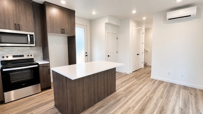 Photo - 2907 N Russet St Unit B
