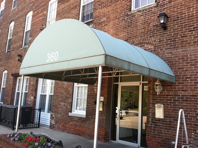 Photo - Mulberry Gardens