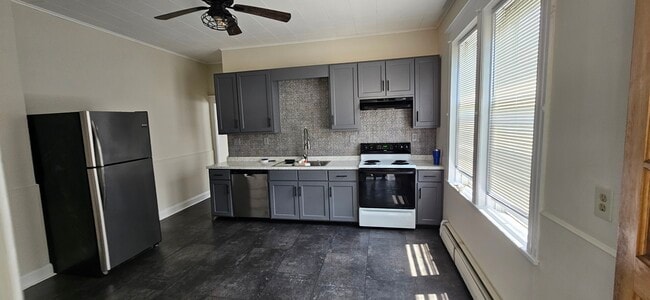 Photo - 26 Woodbury St