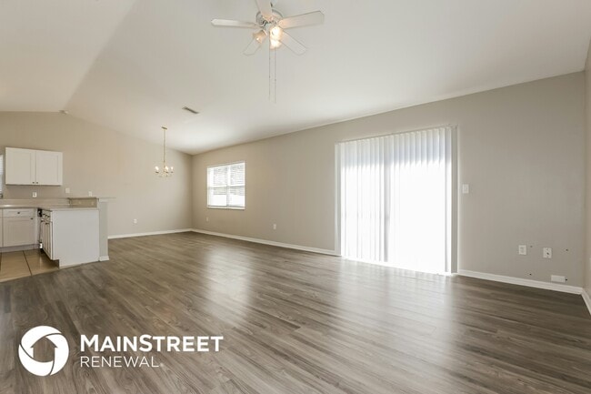 Photo - 734 Fox Lake Dr