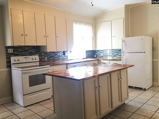 Photo - 3929 Overbrook Dr