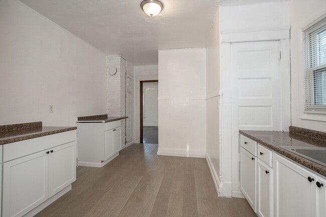 Photo - 1025 W 23rd St Unit 919 Washington Dn