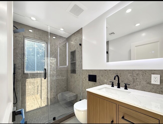 Photo - 259 Kneeland Ave