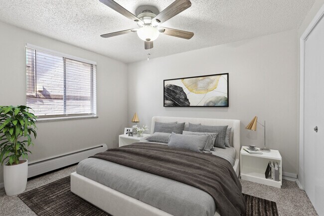 Photo - Congress Park Flats