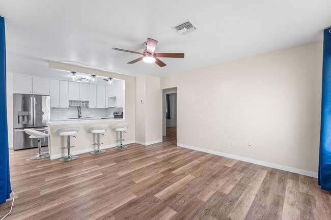 Photo - 4780 NE 8th Terrace