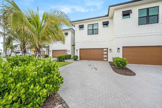 Photo - 111 Watson Dr
