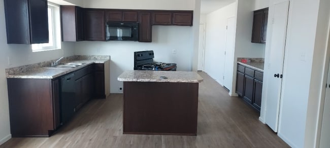 Photo - 7809 E 45th Ln