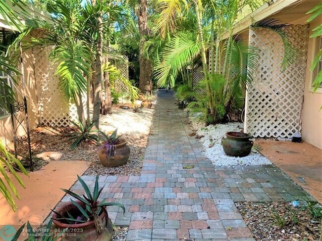 Photo - 715 SW 14th Ave Unidad 2