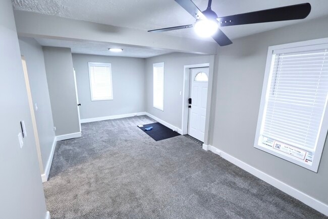 Photo - 1445 Woodbirch Ave