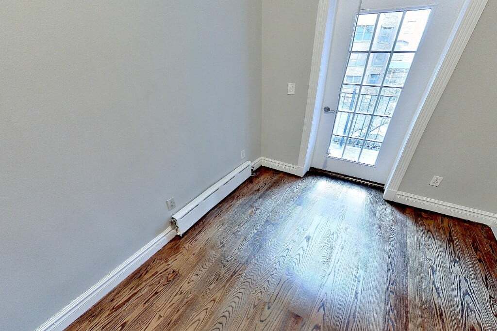 Photo - 138 E 16th St Unit 3B