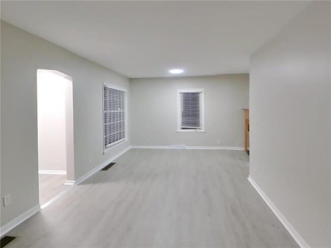 Photo - 3910 Scott Ave N