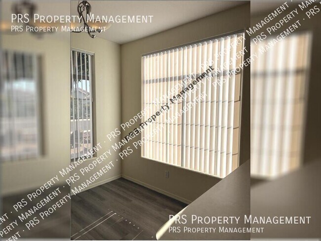 Photo - 5211 W Glenview Pl
