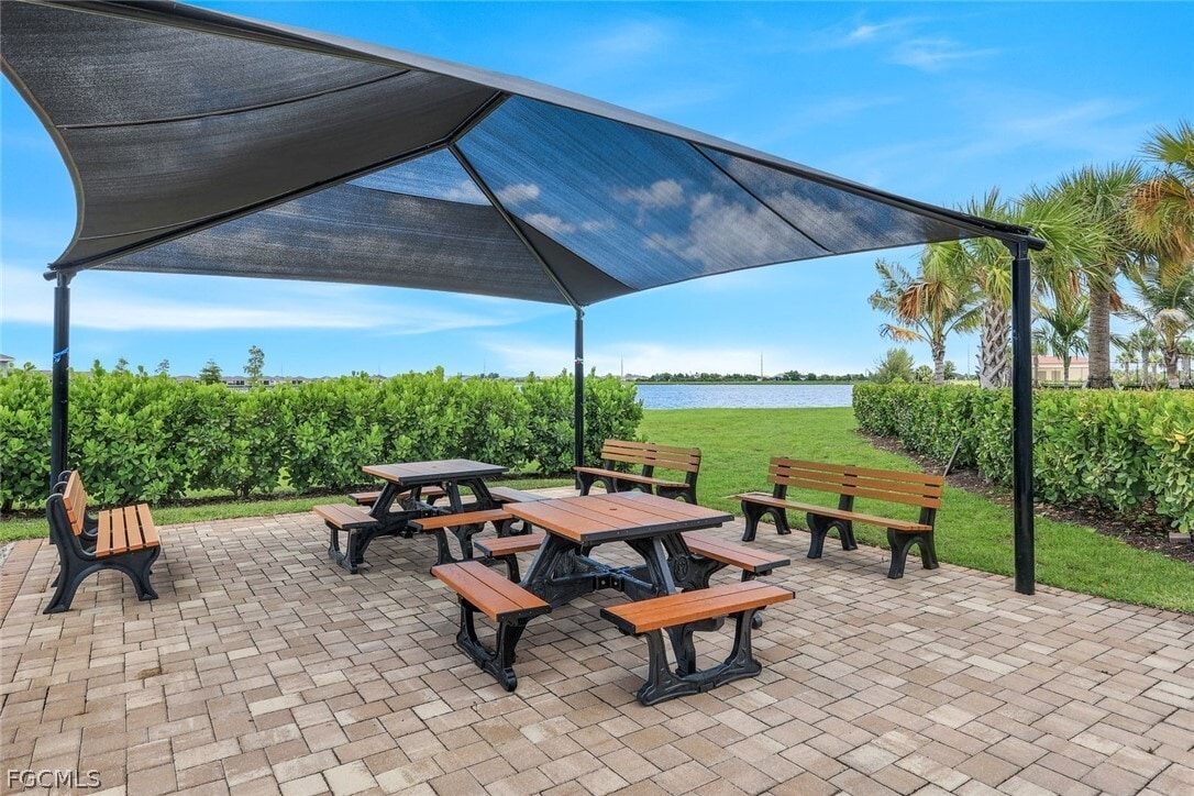 Photo - 421 Coral Reef Pl