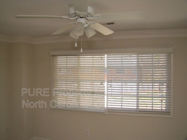 Photo - 1336 Green Oaks Ln Unit D