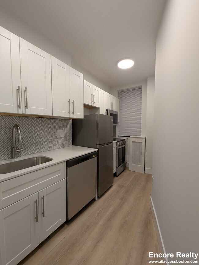 Photo - 27 Phillips St Unit 3