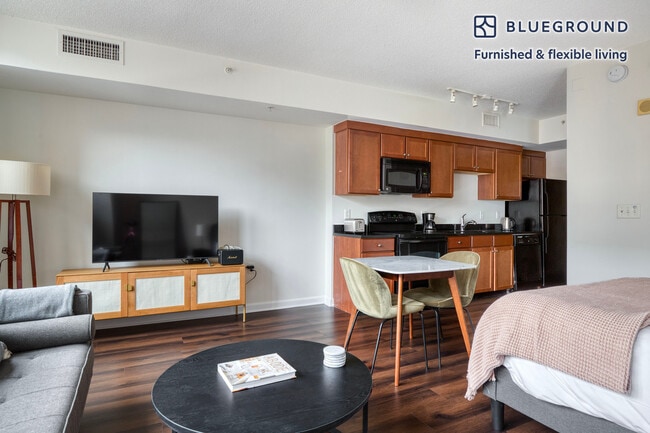 Photo - 70 I St SE Unit FL6-ID879