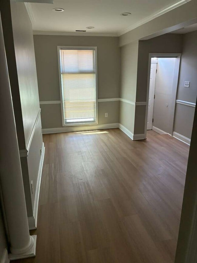 Photo - 211 N Streeper St
