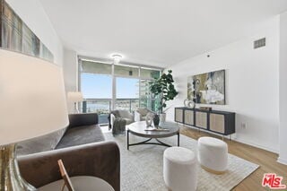 Photo - 13650 Marina Pointe Dr