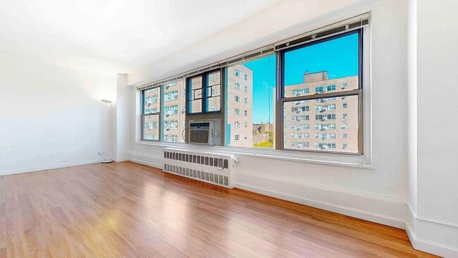 Photo - 115 Ashland Pl