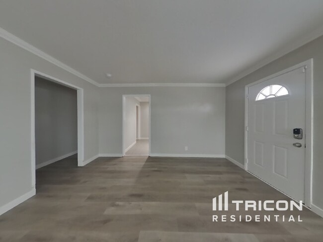 Photo - 121 Hodges St