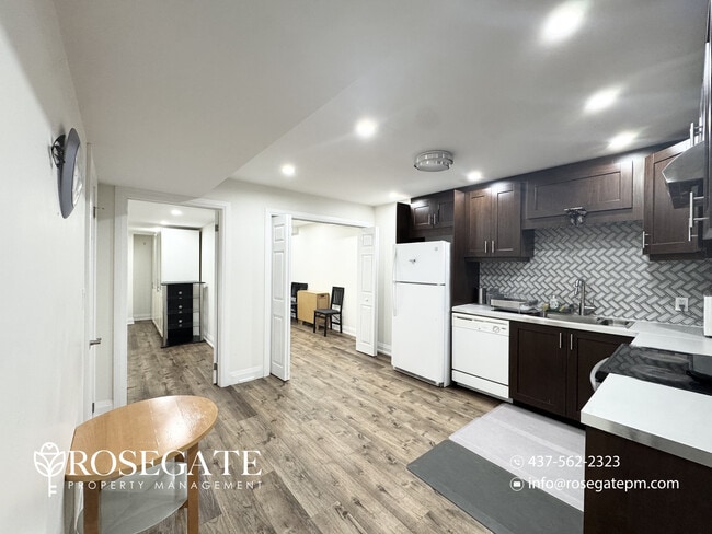 Photo - All-Inclusive 2-Bedroom Unit with WiFi & Parking in Brampton Unité 2