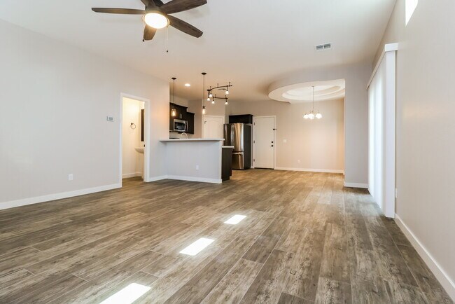 Photo - 17976 N 114th Ln