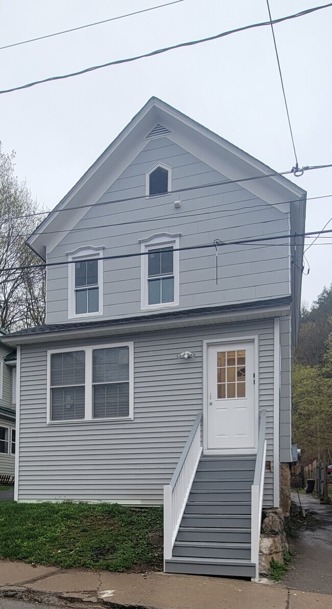 Photo - 62 Moreland St Casa