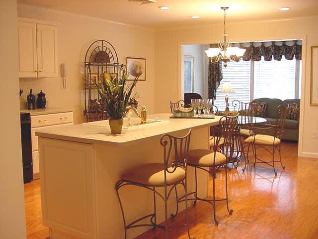 Photo - 28 Glen Dr Unit 2