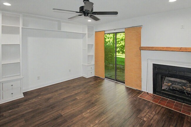 Photo - 2 Bedroom Condo In South Park! Unidad I