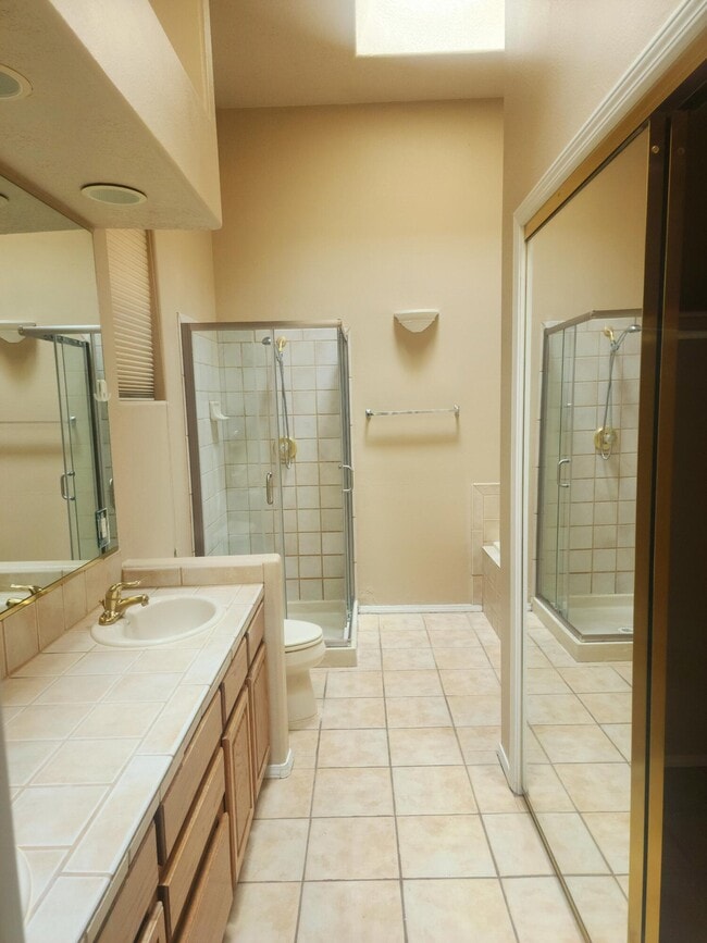 Photo - 829 Hackberry Trail SE