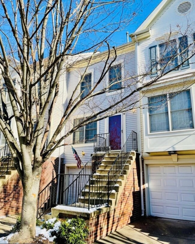 Photo - 7829 Gum Springs Village Dr